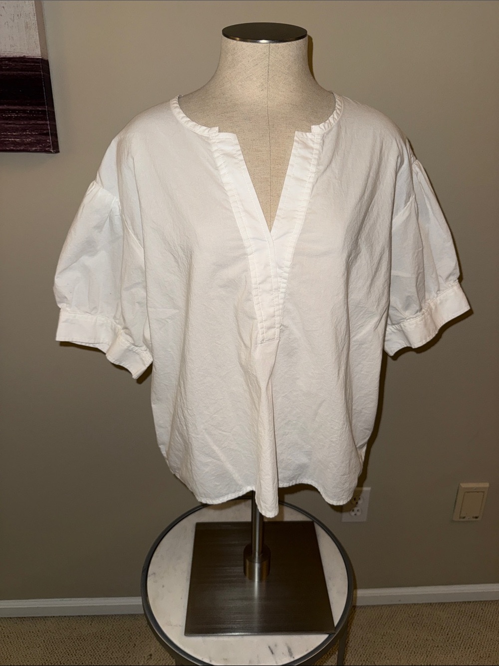 Banana Republic White Relaxed Split-Neck Puff Sleeve Top